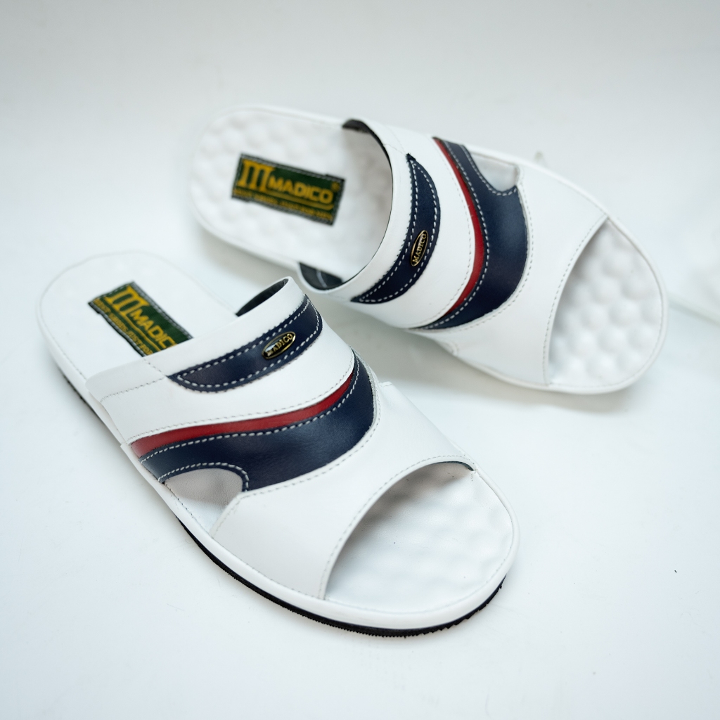 Mmadico ( Red Blue Classic ) P13-08 ไม่มั่นใจเรื่องไซส์รองเท้า ทักถามแอดมินได้เลยค้า