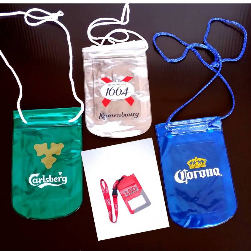 ซองกันน้ำพร้อมสายคล้องคอ มี  3 สี สินค้า