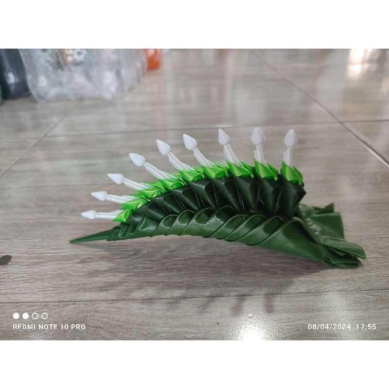 ตัวบายศรีสำเร็จรูป(แม่11)ผ้าโพลีออย+ริบบิ้นสีขาวเขียว1ชิ้น