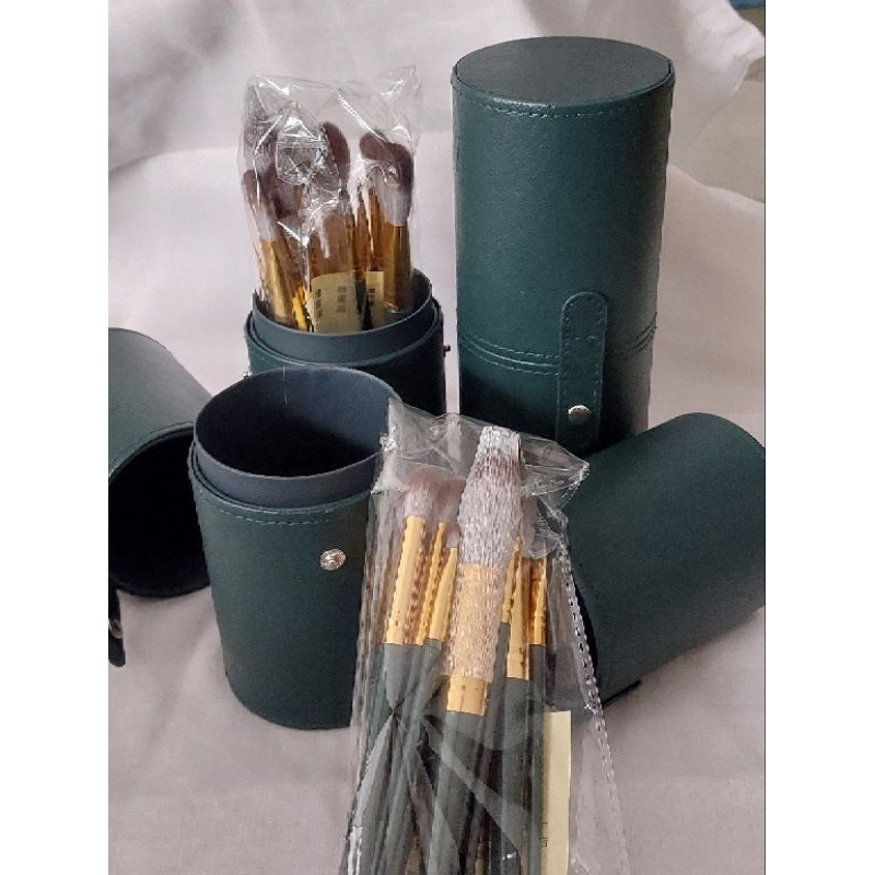 แปรงแต่งหน้า 14 ชิ้น ชุดแปรงแต่งหน้า เซตแปรงแต่งหน้า แปรงแต่งหน้าset สีเขียว