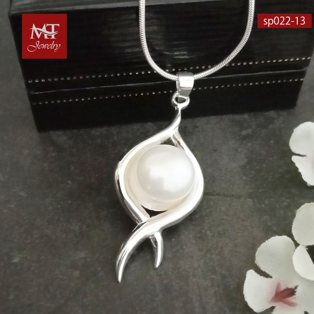 MT จี้เงินแท้ แบบโมเดิร์น ประดับมุกน้ำจืด (ไม่รวมสร้อย) Pearl Pendant (sp022-13) MT Jewelry มณีธารา
