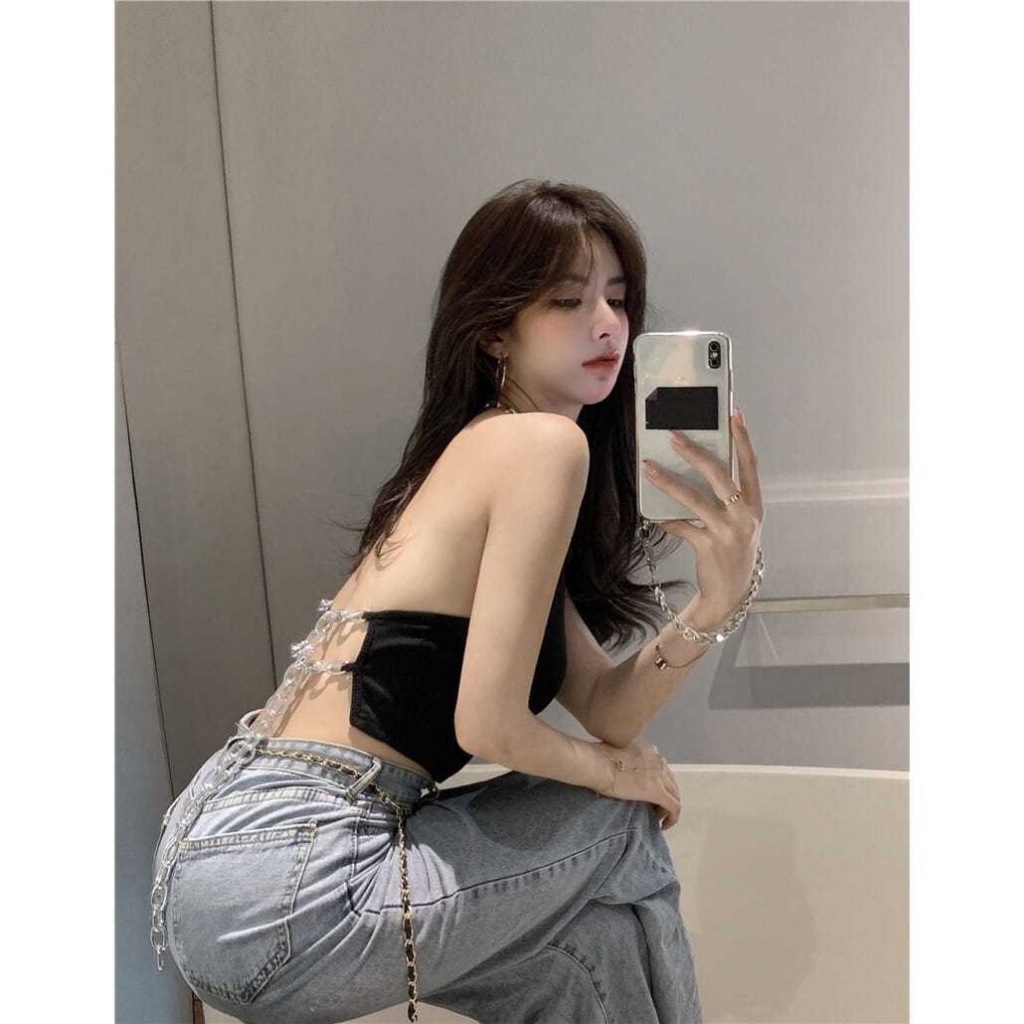 พร้อมส่ง เสื้อครอปสีดำ สายโซ่ โชว์หลัง