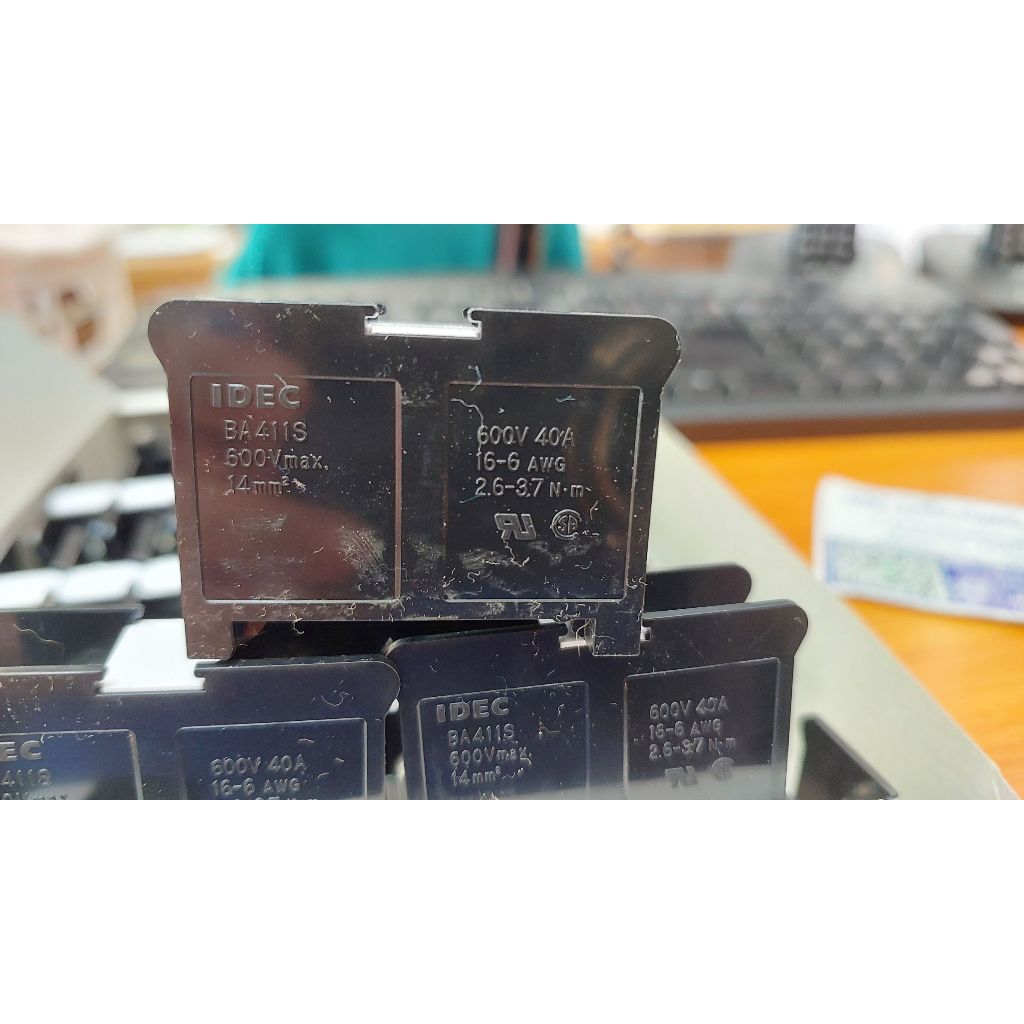 "IDEC" TERMINAL BLOCK BA411SPN50 (แพ็ค2ชิ้น/แพ็ค)  ***สามารถออกใบกำกับภาษียอด500ขึ้นไปค่ะ***