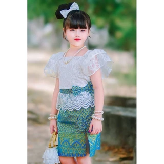 ชุดไทยเด็กผู้หญิง เสื้อลูกไม้คู่กระโปรงสั้น