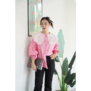 ป้าย Saturday เสื้อเชิ้ตผ้าคอตตอนแต่งปกลูกไม้ หน้าผ้า 44 นิ้ว