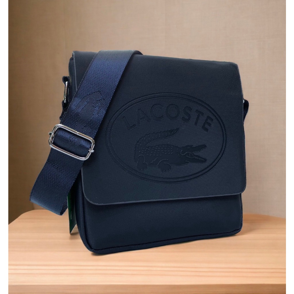 กระเป๋าสะพายข้างผู้ชาย/กระเป๋าสะพายแฟชั่นขนาด 8นิ้ว 10 นิ้ว สินค้าตรงปกของคุณภาพสูงรับประกันสินค้าตรงปกจัดส่งรวดเร็ว