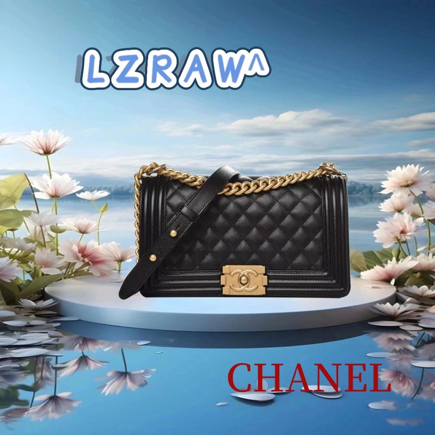 Hot Chanel SMALL BOY CHANEL HANDBAG/Le boy series/กระเป๋าเมสเซนเจอร์/กระเป๋าสายโซ่