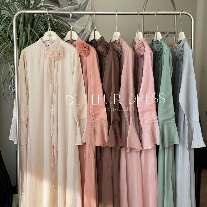 (A03) Heartmade - De Fleur Dress (สินค้าพร้อมส่ง) เดรสยาว พร้อมเซ็ตเข็มกลัดดอกไม้+ฮิญาบ
