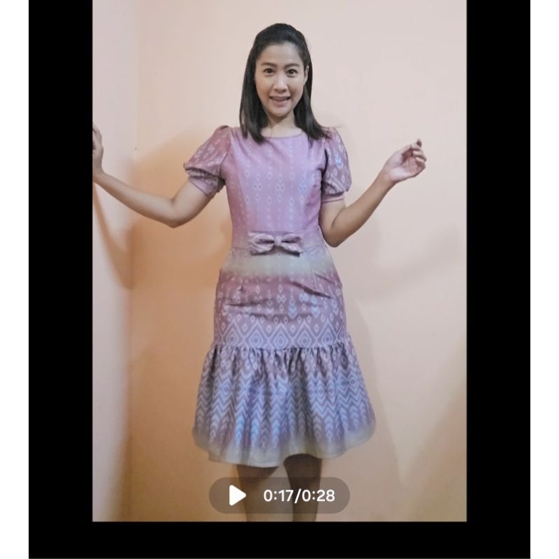 389บ เดรสไทย ลายไทย ชุดไทย ไซส์ S M L มีอก 36,39 สีชมพู กลีบบัว มือหนึ่ง Nuchi ทรงสวย ปลายระบาย แขนต