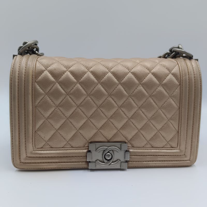 กระเป๋าชาแนลบอย size 10" หนังแท้ 100% คาเวียร์#Chanel #boy มือสอง✌️✅งานคัด✅ งานลุ้นแท้ ✅งานตู้🇰🇷🇯🇵
