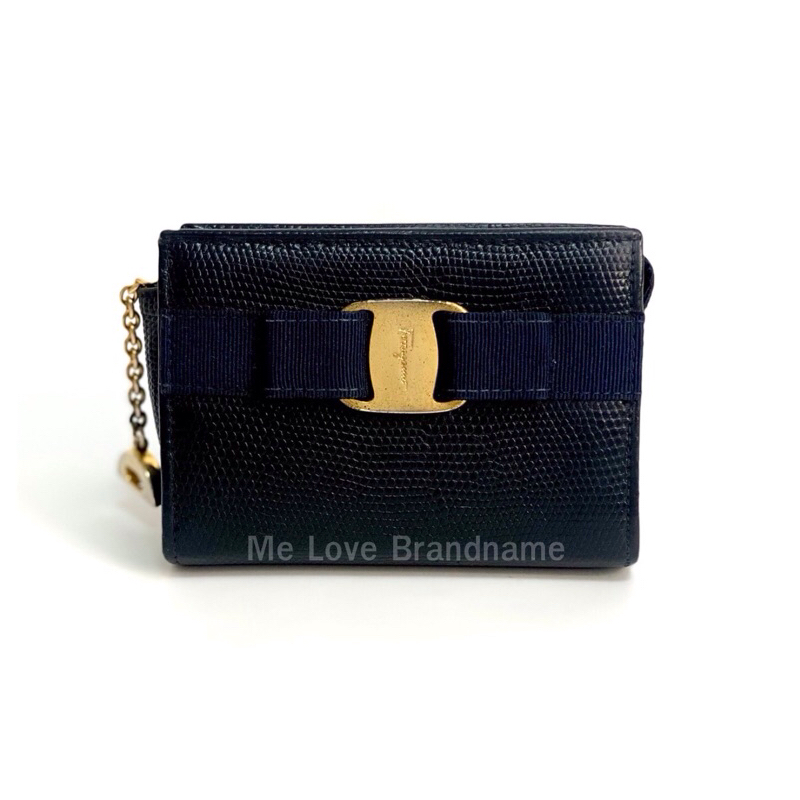 Ferragamo Pouch Vara Wallet Bag (รับประกันสินค้าแท้)