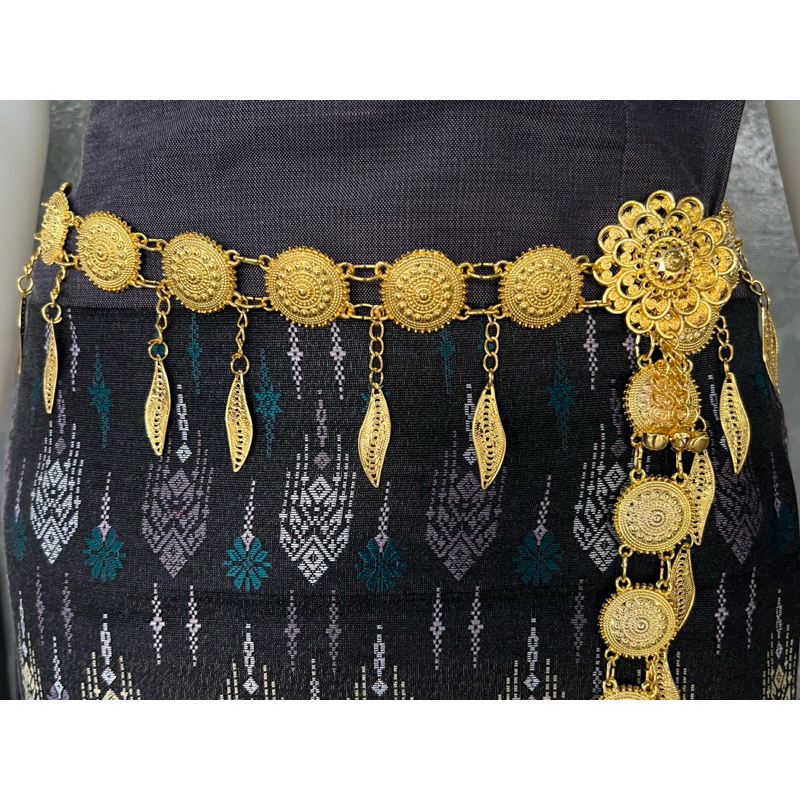 เข็มขัดสีทองระย้าใส่กับชุดไทยสวยๆ - รูปที่ 2