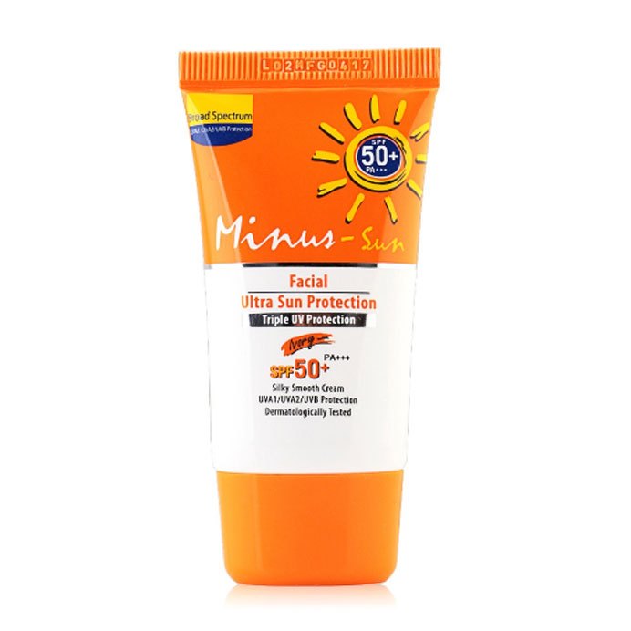 Minus-Sun Facial Ultra Sun Protection SPF50+/PA+++ 15g สี Ivory 15 g [EXP 01/2026]