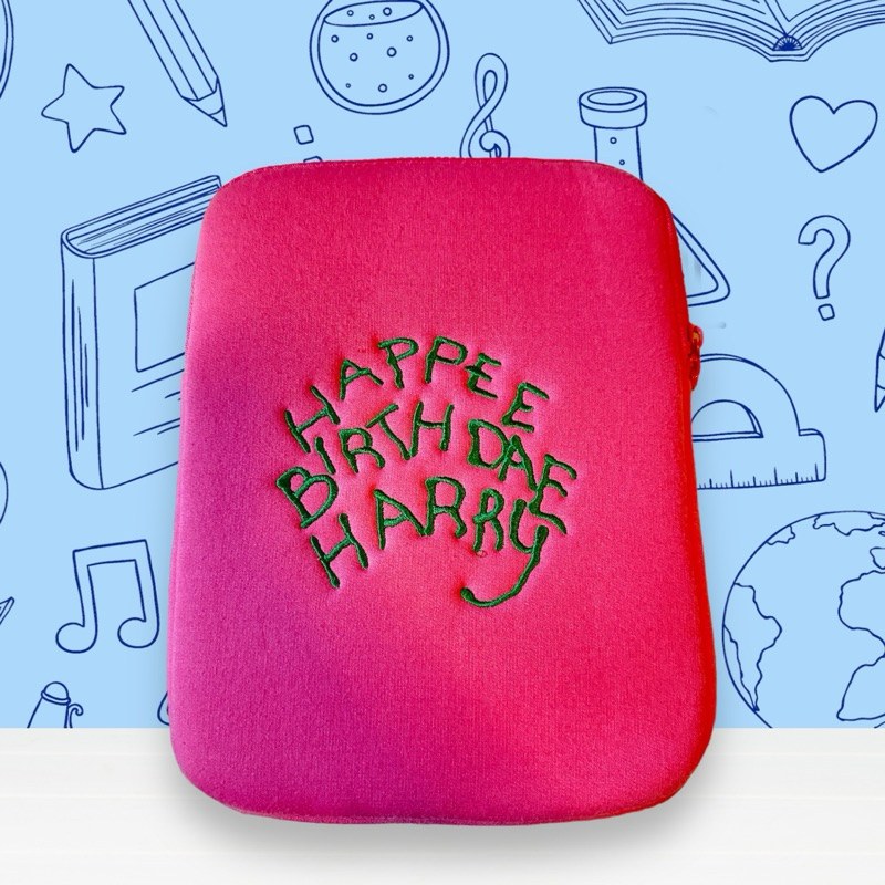 กระเป๋า iPad สี pink มือ 2️⃣