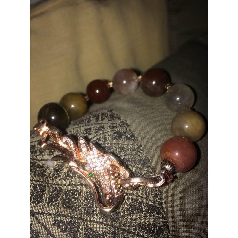 ไหมทองแท้สวยมากประดับด้วยหัวมังกรเพชรราคาพิเศษ 3900 บาทไหมสวยมาก