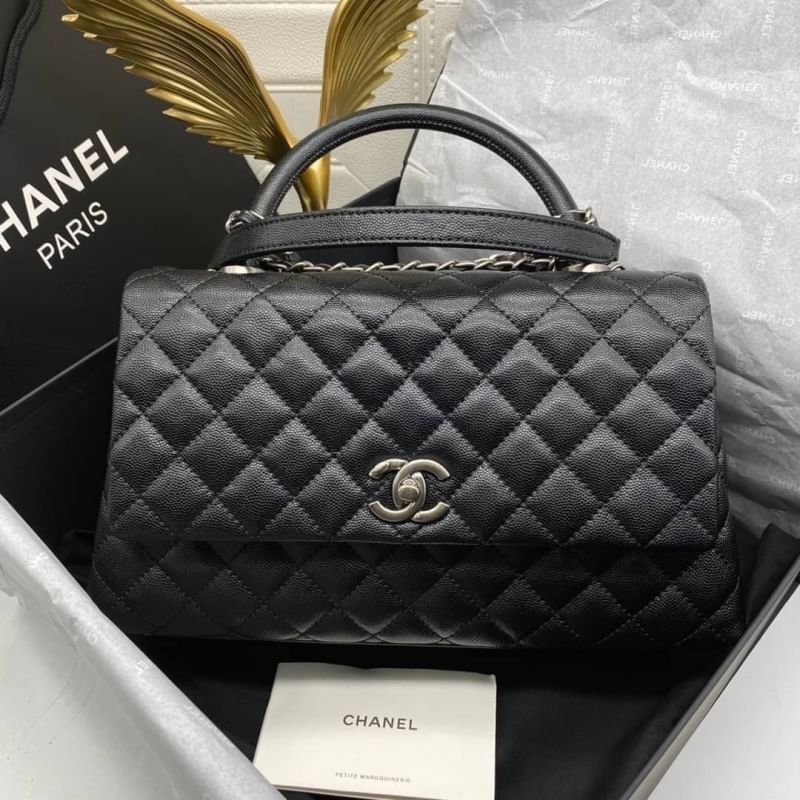 กระเป๋า Chanel  งาน  ออริ* หนังแท้ 100% งานสวย เป๊ะเหมือนแท้เลยค่ะ  size  30 cm. *