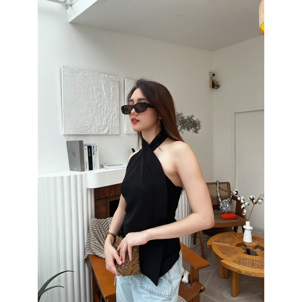 colourblockmatter - Luna Top เสื้อคล้องคอ มี 3 สี