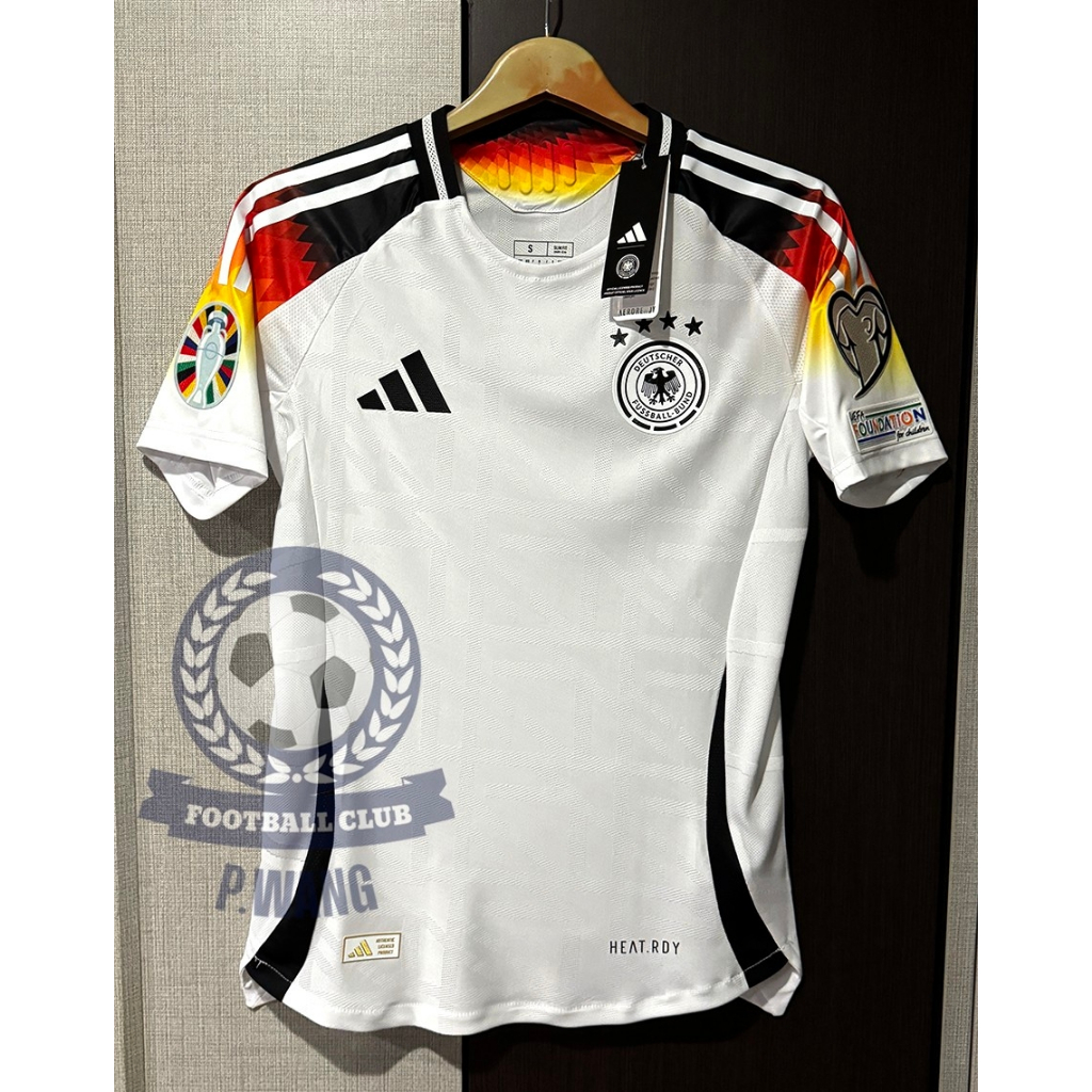 New!! เสื้อฟุตบอลทีมชาติ เยอรมัน Home เหย้า ยูโร 2024 [ PLAYER ] เกรดนักเตะ เสื้อเปล่าพร้อมอาร์มยูโร กล้ารับประกันคุณถาพ