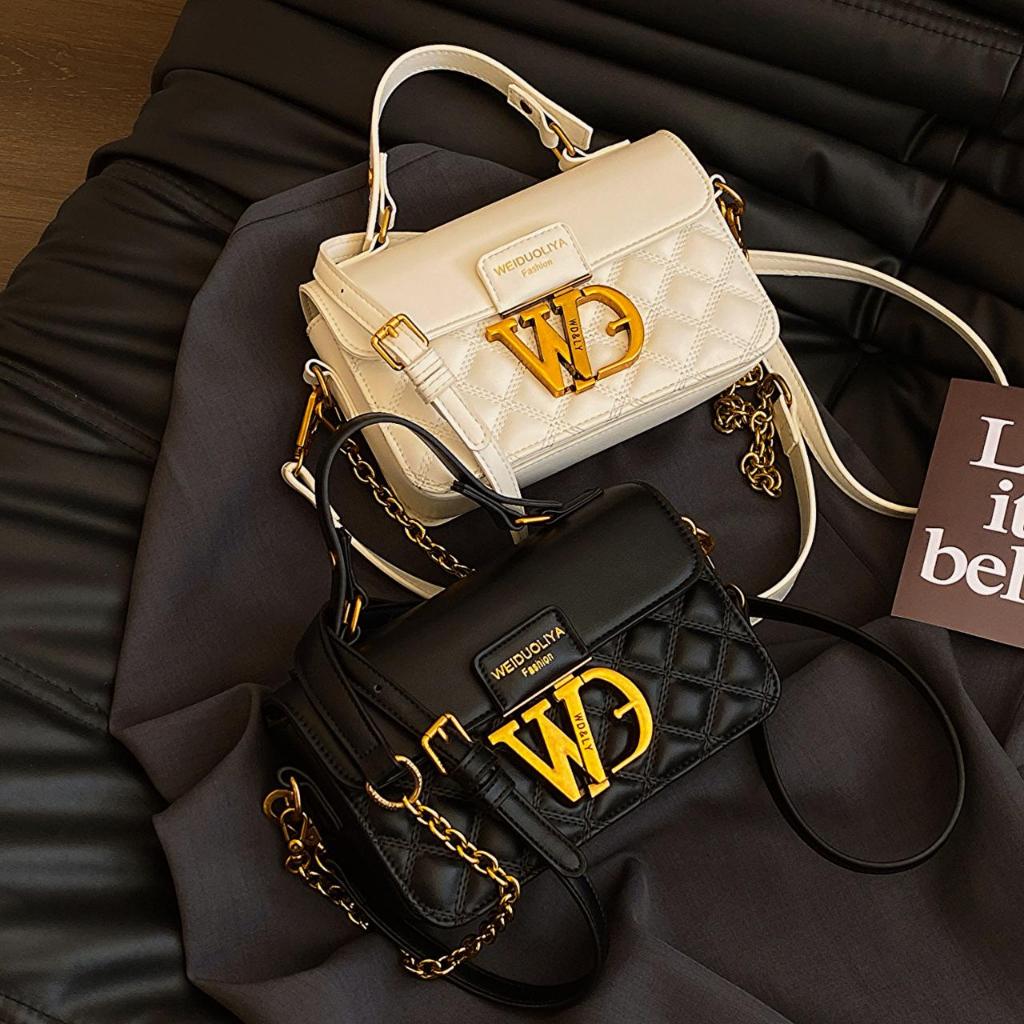 B04 กระเป๋าสะพายข้าง ครอสบอดี้ หนังสุดหรู ป้าย WD ไซส์ 8"