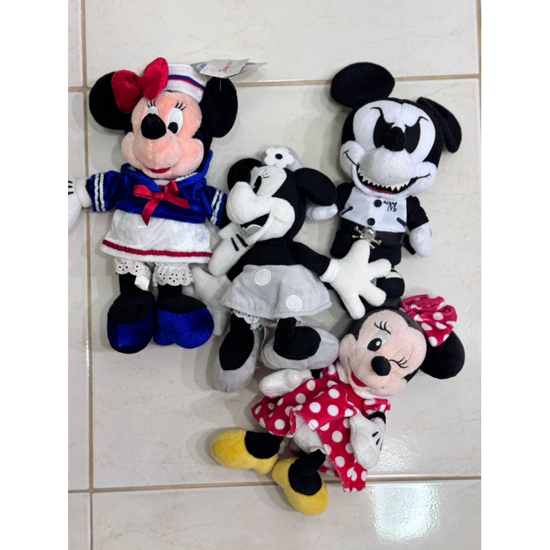 ตุ๊กตา Mickey Mouse/Minnie Mouse