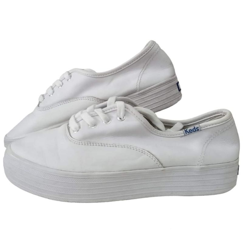 รองเท้าผ้าใบ Keds หนังขาว มือสอง