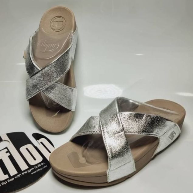 Fitflop ผู้หญิง Size 36---40 รองเท้าเพื่อสุขภาพ พื้นนุ่ม ใส่ทนทาน ไม่ขาดง่าย ใส่สวยใส่สบายมาก
