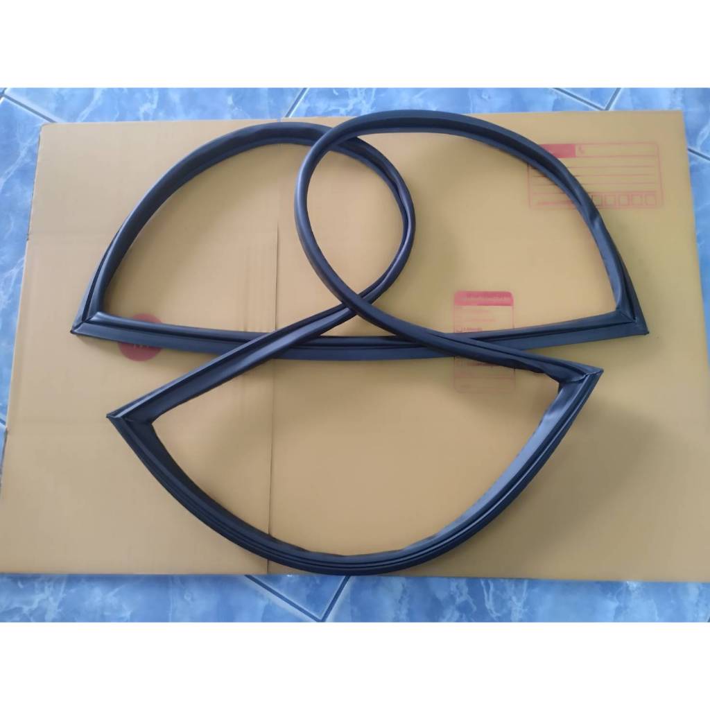 0001267 ขอบยางประตูตู้เเช่ Sanden intercool รุ่น YPM-110P