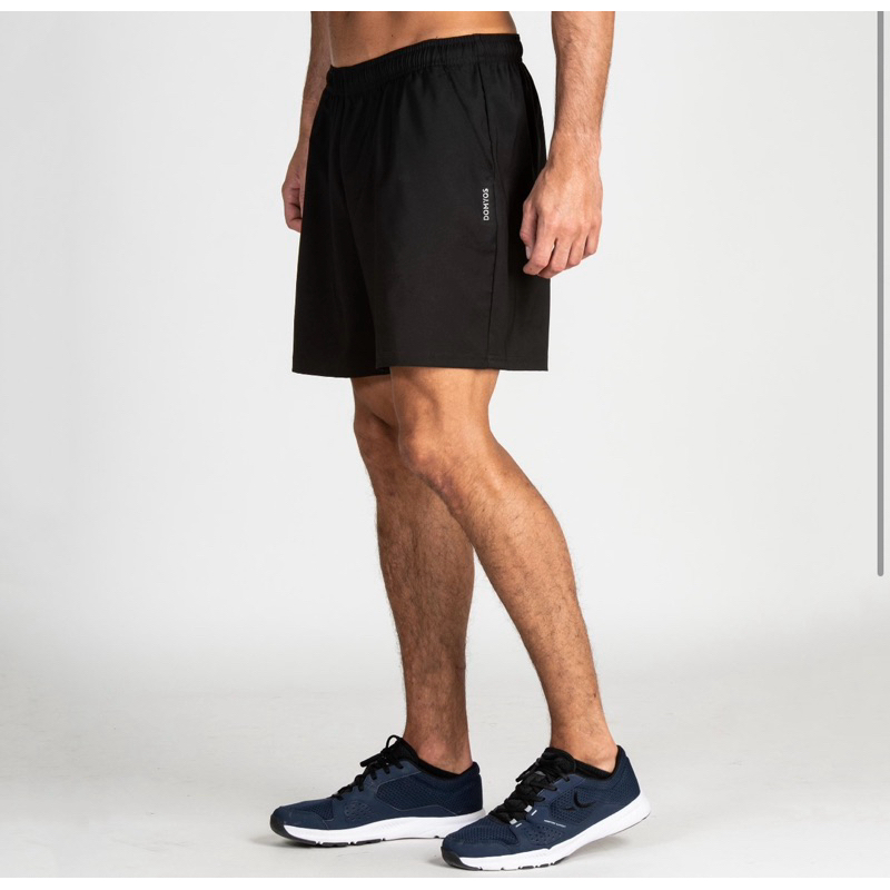 กางเกงขาสั้น DOMYOS สำหรับออกกำลังกายแบบคาร์ดิโอ รุ่น FST 100 (สีดำ)