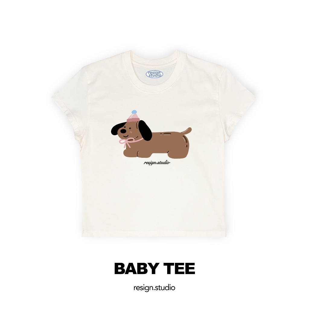 Resign.studio เสื้อยืด Baby tee - Dukdik dog