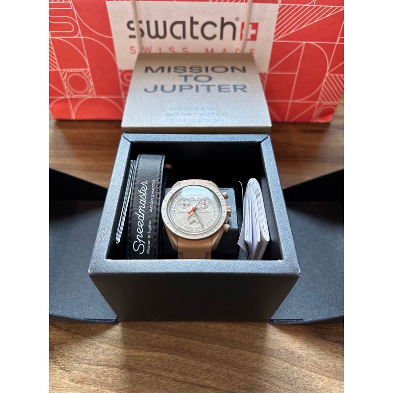 นาฬิกา Omega x Swatch Jupiter