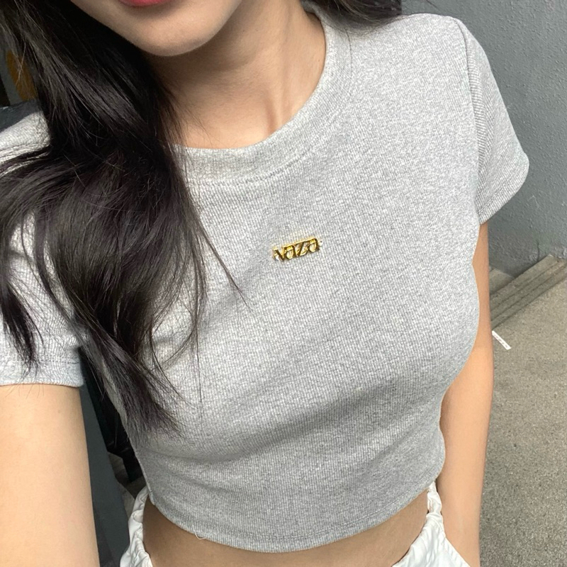 crop top เสื้อครอปอะไหล่สีทอง