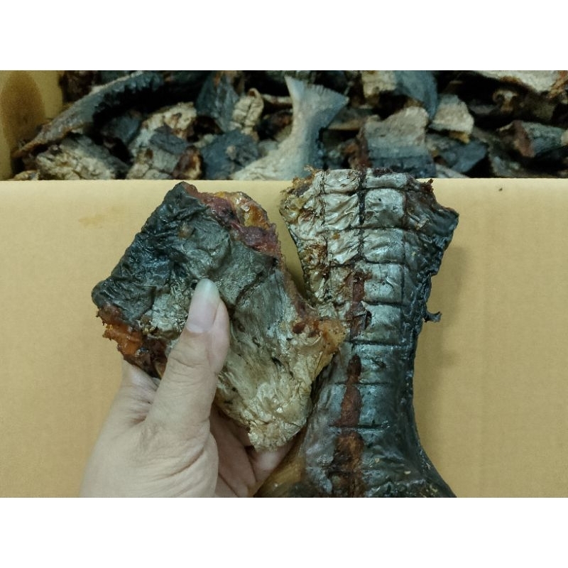 cut fish ปลาสวายชิ้นย่างรมควัน 1,000g.