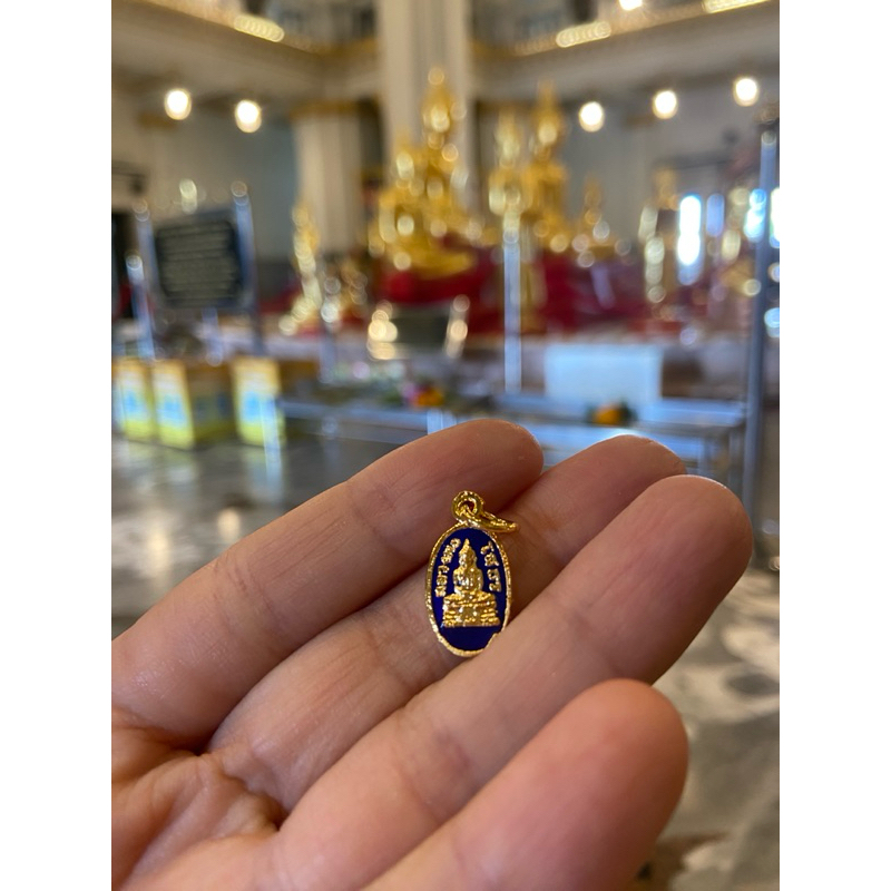 เหรียญหลวงพ่อโสธร รูปไข่ลงยา สีน้ำเงิน พระแท้มีบิลจากวัดให้ปลุกเสกแล้วทุกองค์ค่ะ