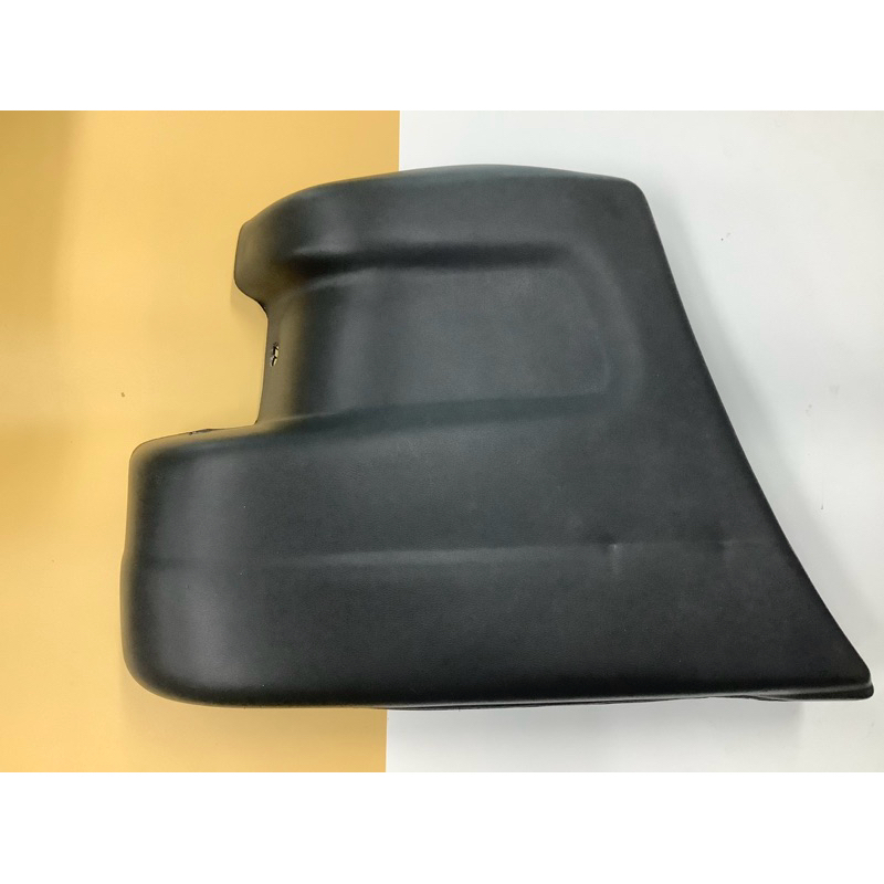 ปลายกันชนหน้า B2500 MAZDA