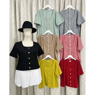 ร 35 เสื้อยืดคอยูสาวอวบ แต่กระดุมทอง ผ้าร่องไหมพรมยืดเยอะ