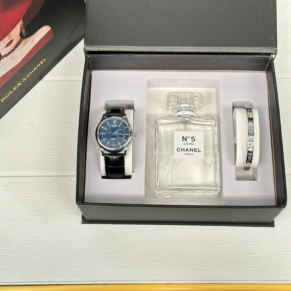 ชุด Set นาฬิกา + เครื่องประดับ น้ำหอม CHANEL VIP gift set includes watch, bracelet and perfume