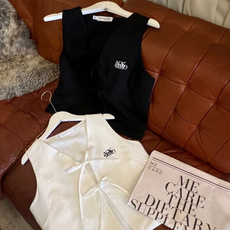 Vest Bowny เสื้อกั๊กผูกโบว์หน้า งานปัก (ผ้าCotton) มีซับในทั้งตัว งานไซส์ S,M,L สาวอวบใส่ได้ AOMMKOSHOP - S522