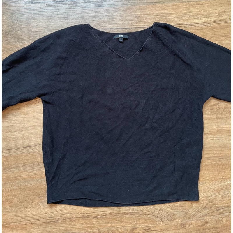 📣 ส่งต่อ เสื้อ Uniqlo สีดำ 📣