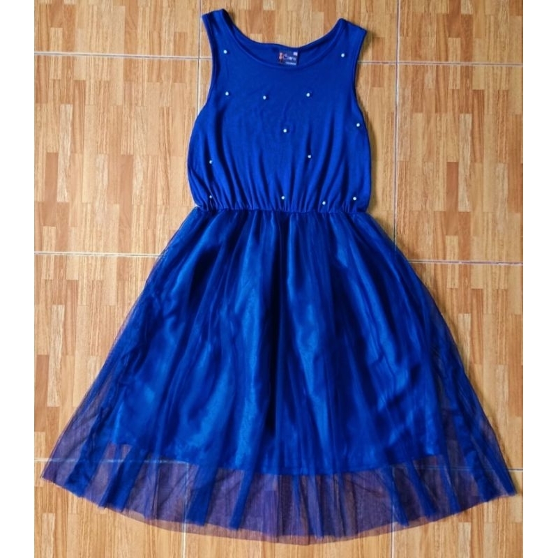 ชุดเดรส เดรสออกงาน ชุดเดรสไปเที่ยว แขนกุดสีน้ำเงิน กระโปรงมีซับใน เอวสม็อคหน้าหลัง แบรนด์Czone casua