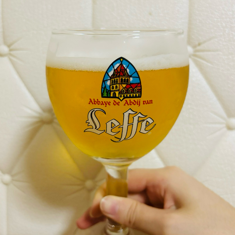 แก้วเบียร์เลฟเฟ่ LEFFE ABBAYE DE ABDIJ VAN BELGIUM ขนาด 250ml มือสอง จากเบลเยี่ยม