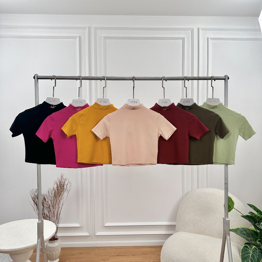 Atipashop - Necky Uni Crop เสื้อครอปคอปีนผ้ายูนิโคล่