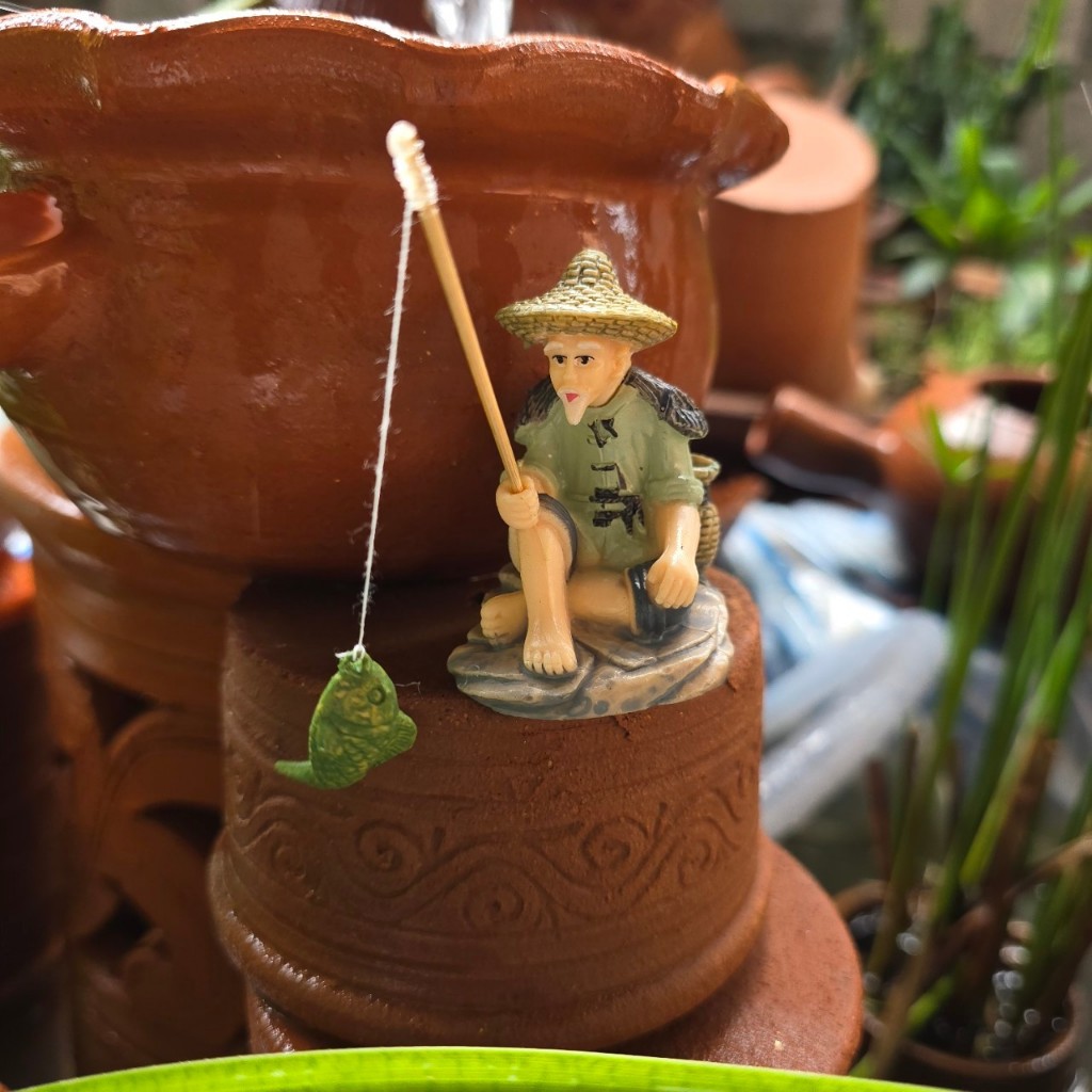 โมเดลอาแปะ นั่งตกปลา ขนาด 6 เซน ของตกแต่งสวน อ่างปลา เสริมฮวงจุ้ย ดูดทรัพย์