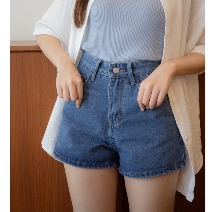 avo merry short jeans กางเกงยีนส์ขาสั้นรุ่นแรกมาแล้ววรุ่นนี้บังคับเลยว่าต้องมีติดตู้เท่านั้น!