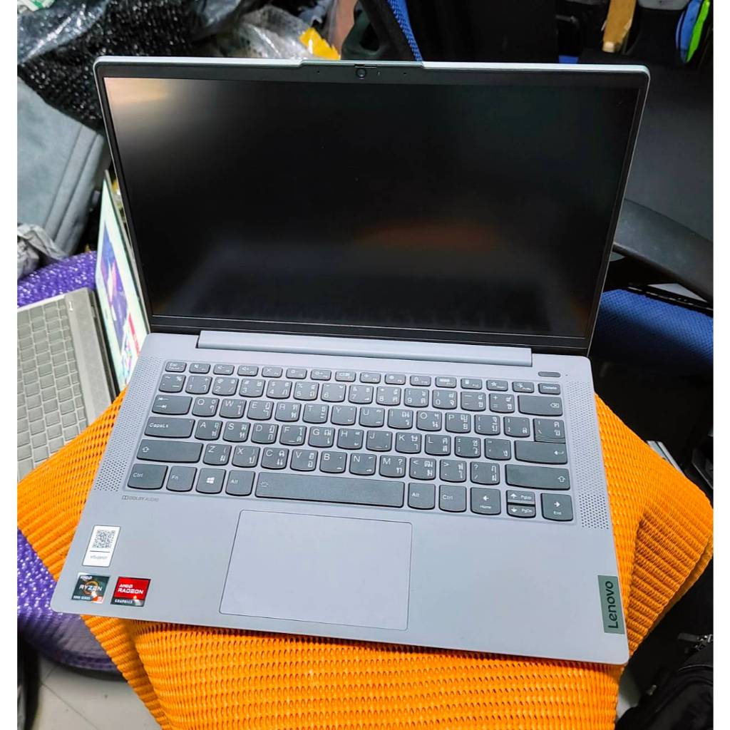 Lenovo ideapad   Ryzen3 5300U  Ram 8 GB M.2 256 GB จอ  14" FHD
