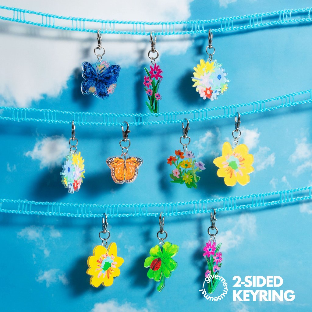 keyring พวงกุญแจอะคริลิกลายดอกไม้และธรรมชาติ พิมพ์ลายชัดทั้งสองด้าน give.me.museums มีหลายลายให้เลือก