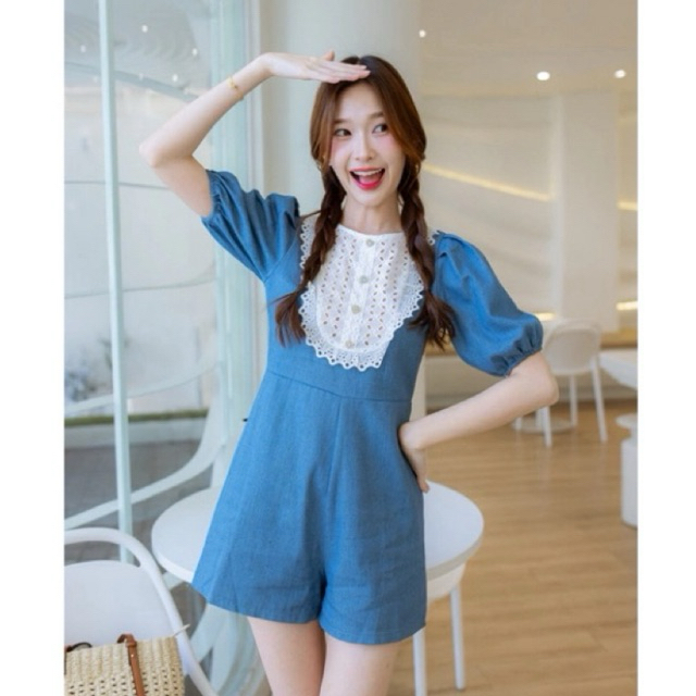 NT Princess จั้มสูทกางเกงยีนส์ขาสั้น ปักลูกไม้ด้านหน้า แขนตุ๊กตา