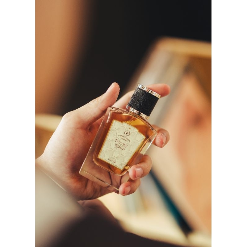 Butterfly Reserve collection - Ivory wood Parfum 2ml 129 บาท