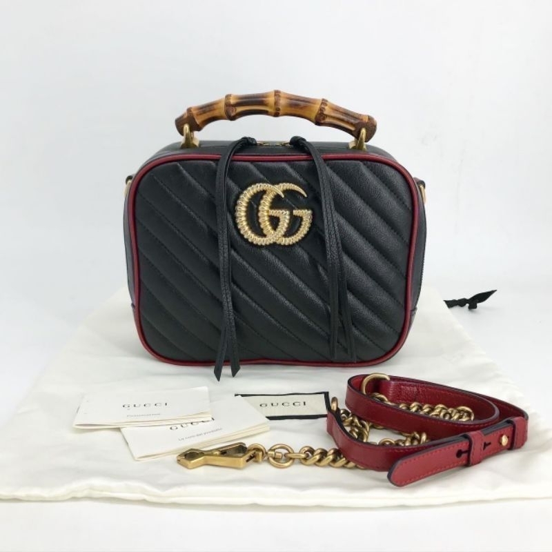 👜🖤สวยๆอยู่นะ กระเป๋าสะพาย สีดำ (Like New!) Gucci Marmont Bamboo Top Handle
