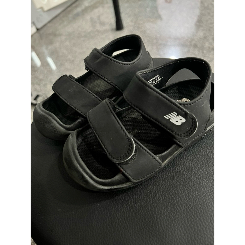 Used New Balance Kids size us8