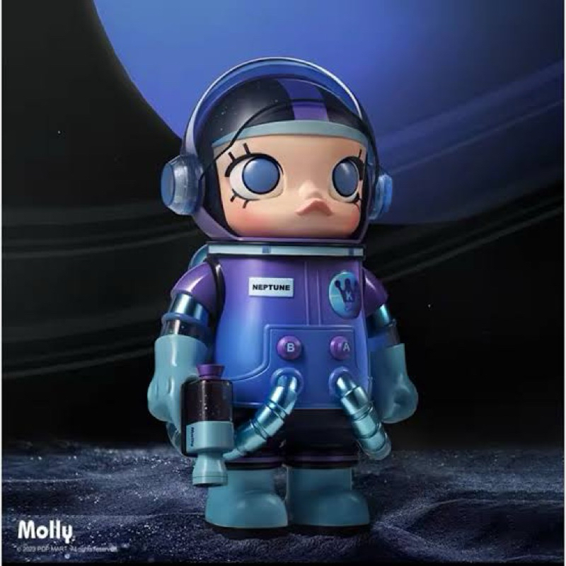 Molly space planet 400%